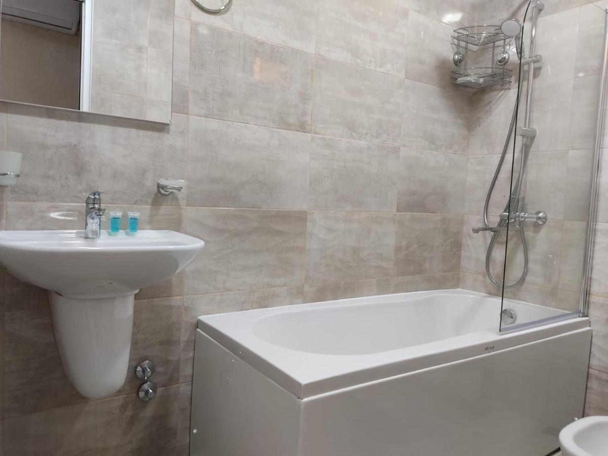 Hotel Pushkin Street Pearl Kutaisi Esterno foto