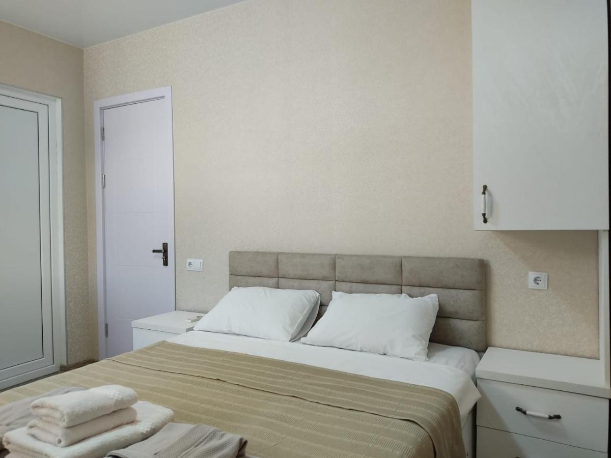 Hotel Pushkin Street Pearl Kutaisi Esterno foto